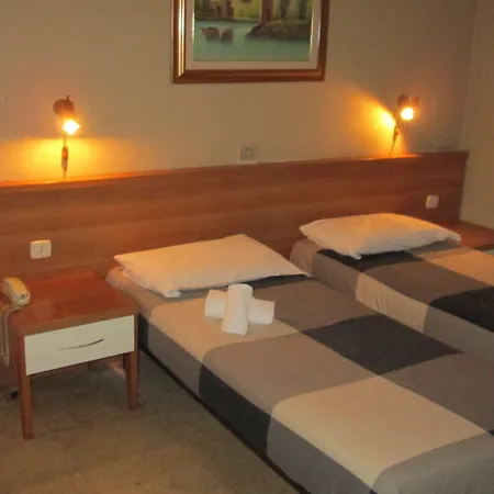 Ca' Grande Hotel *